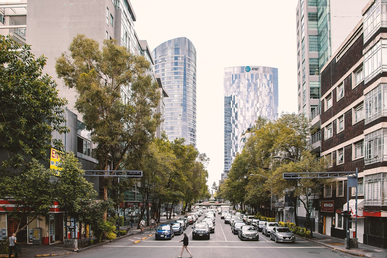 Suspenden Doble Hoy No Circula 2 de enero: autos que no circulan en CDMX y Edomex